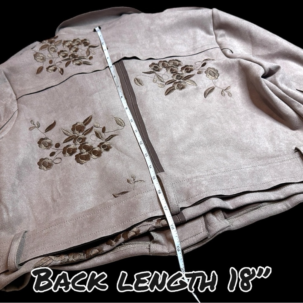 🎉HP🎉 NWOT POL Faux Suede Floral Embroidered Moto Jacket in Lilac. Size Small - Picture 10 of 16